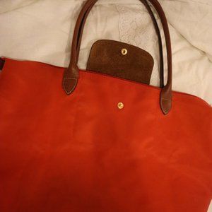 🌴Longchamp Le Pliage in Orange (Used, Authentic!)